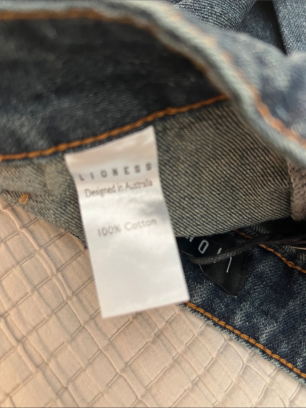 Lioness Rider Mini Skort In Indigo Pleated Denim Medium - Picture 8 of 8
